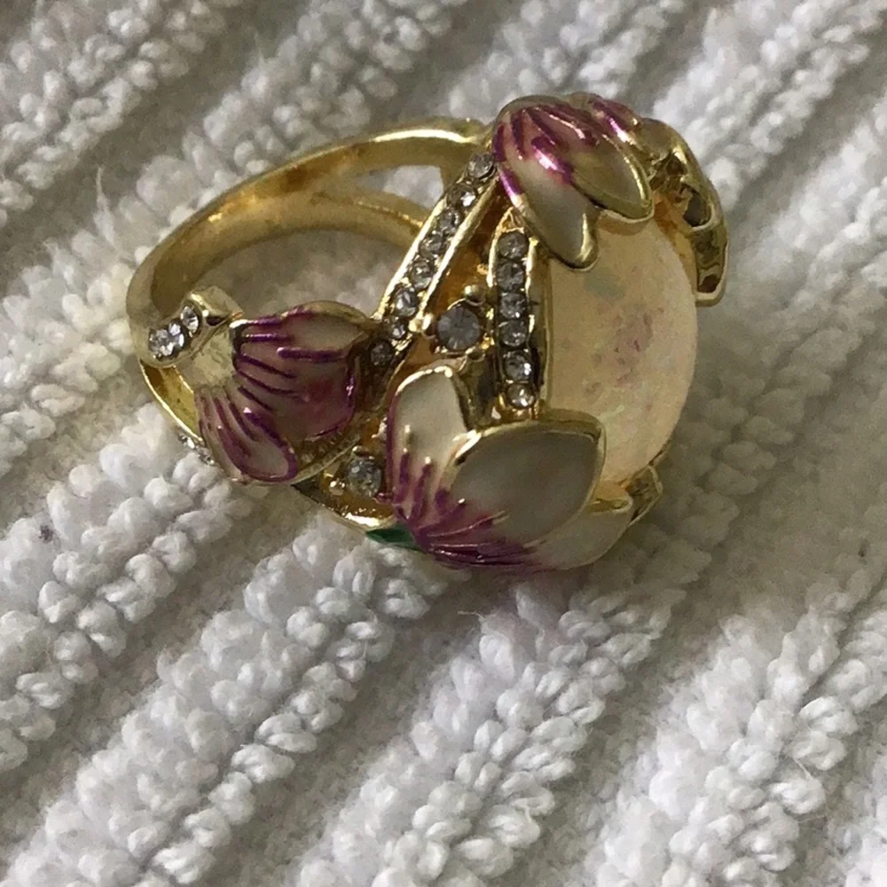 New Opal Floral Ring - Picture 6 of 7